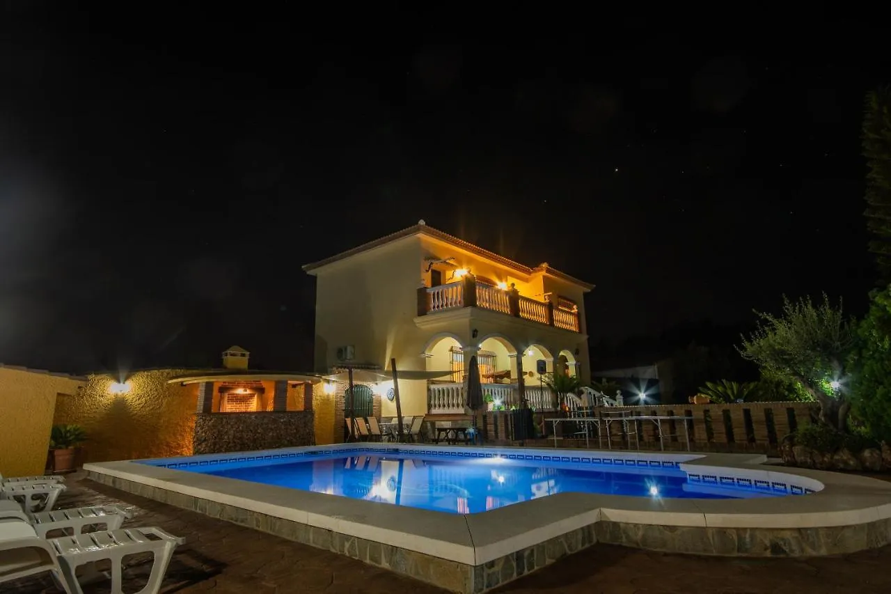 Cubo'S Villa Torre Encina ألاورين ذي ر تورّي